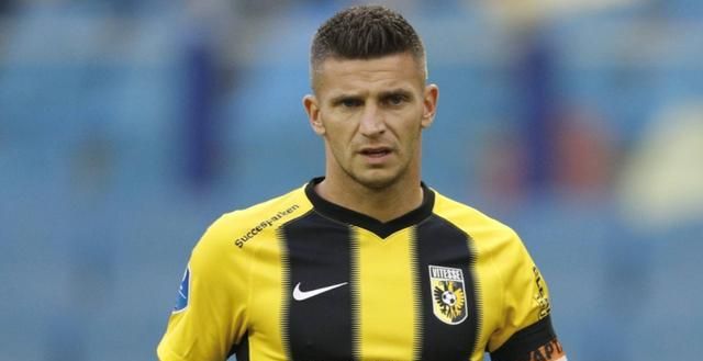 一场比赛的 一场比赛的