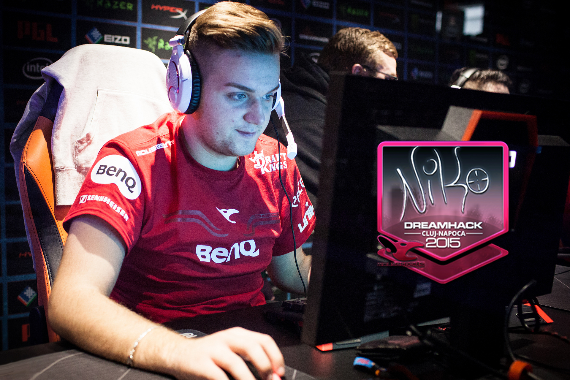 文章与官方 文章与官方